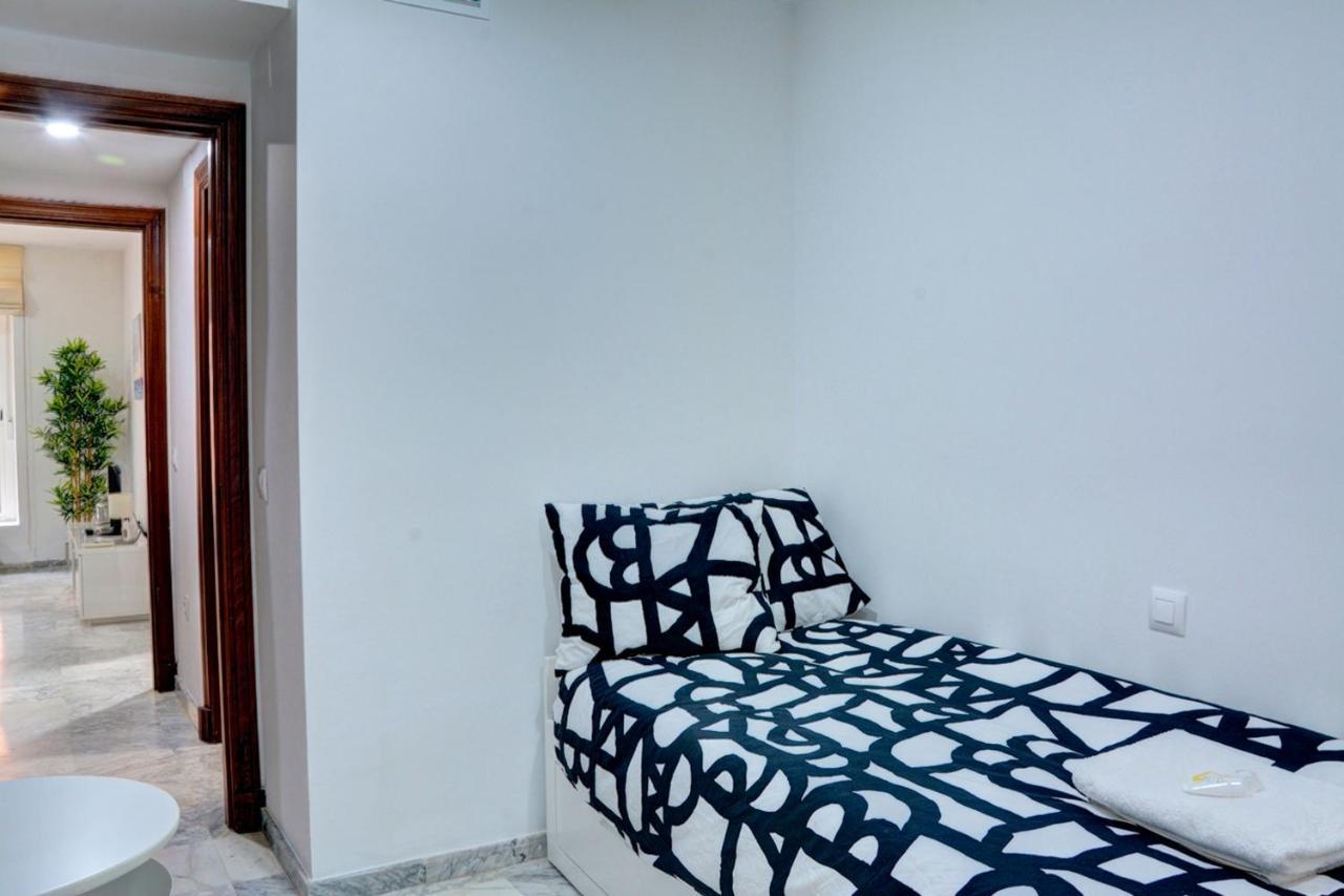Residencial Torres Lejlighed Sevilla Eksteriør billede